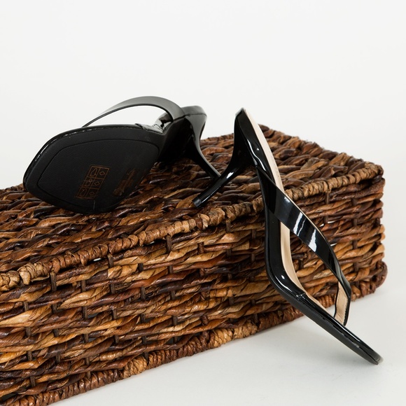 NEW🔥Thong Open Toe Kitten Heeled Flip Flop Sandal - Picture 4 of 4